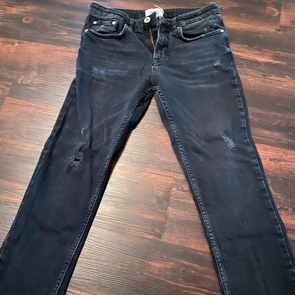 Black Zara jeans